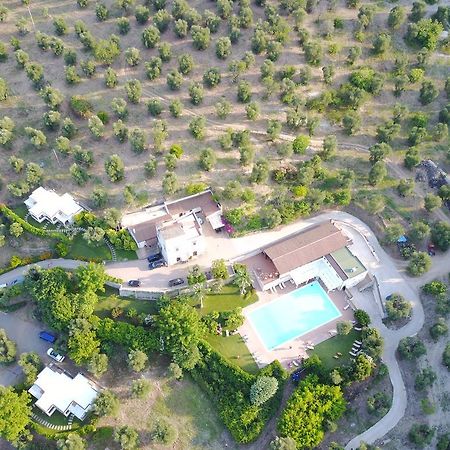 Agriturismo Torre Dei Preti Пешичи Екстериор снимка