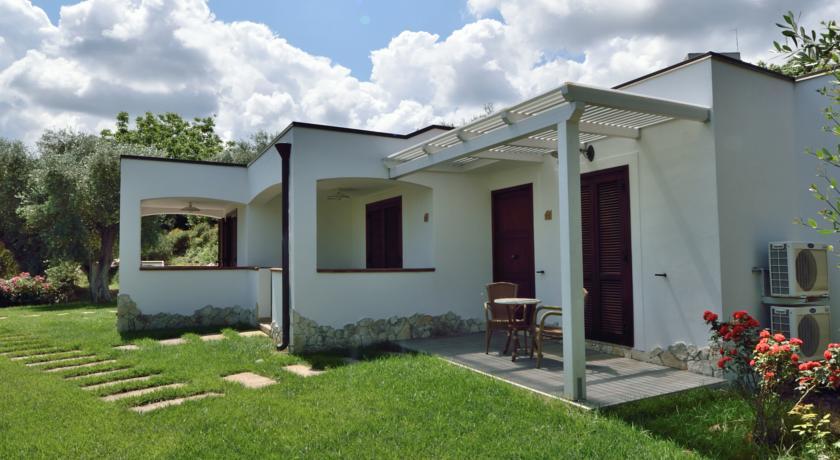 Agriturismo Torre Dei Preti Пешичи Стая снимка