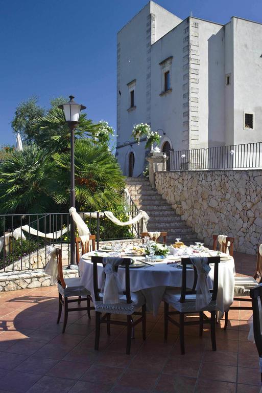 Agriturismo Torre Dei Preti Пешичи Екстериор снимка